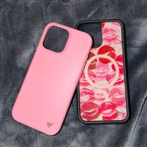 Pink Duo Phone Case Set with Kiss-Print and Solid Pink Cover (iphone 16 pro max)